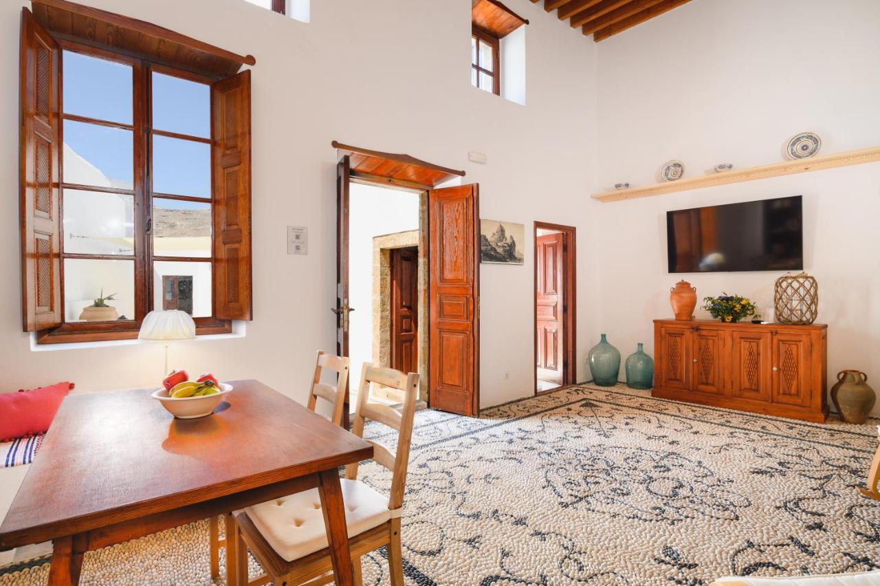 Villa Nouna Líndos Exteriör bild